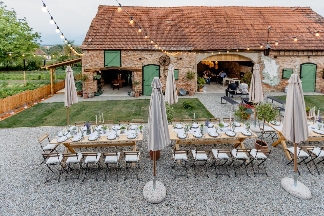 Anna Draga Hotel Colun Bagian luar foto